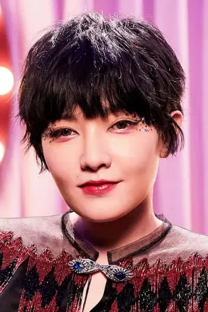 Photo Mavis Fan #164867