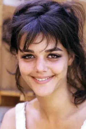 Photo Tina Aumont #328473