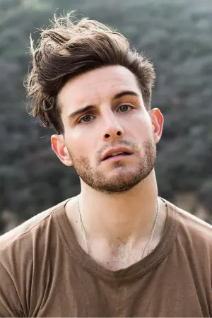 Photo Nico Tortorella #53709