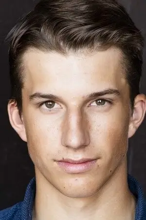 Photo Logan Tomanek #328139