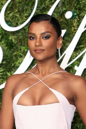 Photo Simone Ashley #8378