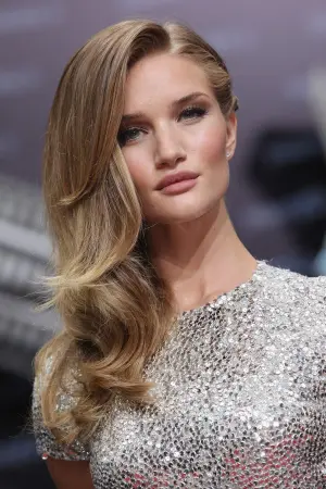 Photo Rosie Huntington-Whiteley #9355