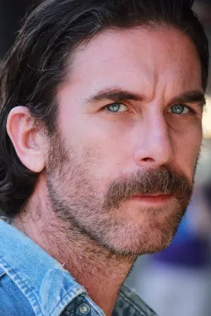 Photo Clint James #44805