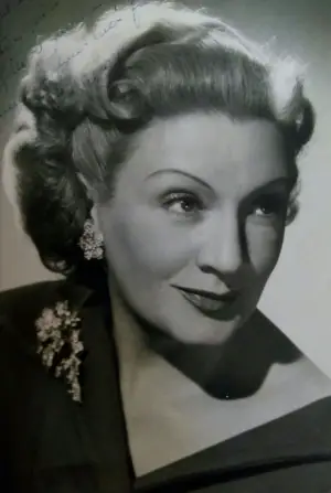 Photo Mona Goya #381146