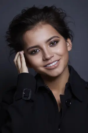 Photo Isabela Merced #34747