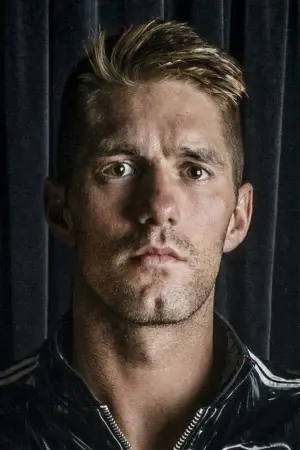 Photo Luke James Uggles Eatwell #337371