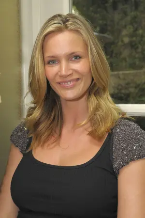 Photo Natasha Henstridge #103559