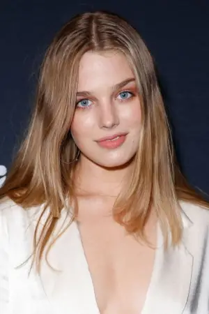 Photo Teagan Croft #331123