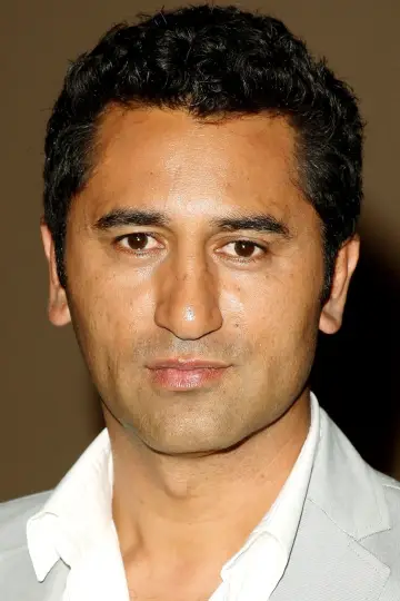 Photo Cliff Curtis #65813