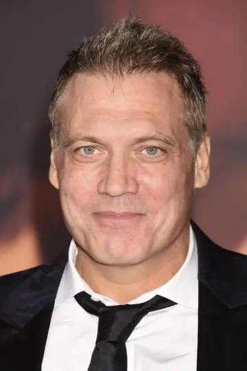 Photo Holt McCallany #300975