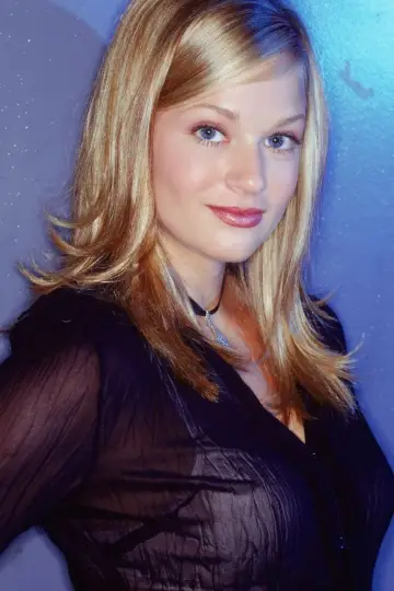 Photo A.J. Cook #50583