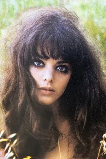 Photo Tina Aumont #629260