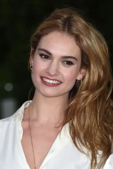 Photo Lily James #32743