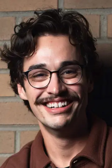 Photo Joey Bragg #410412