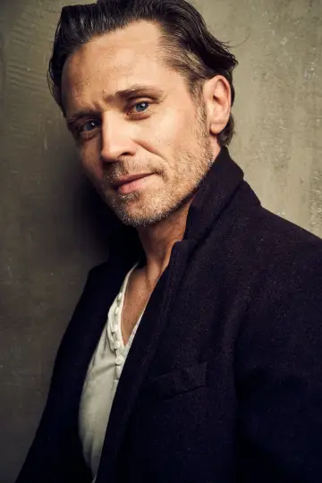 Photo Seamus Dever #234843