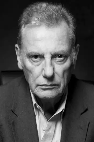 Photo Paul Darrow #237632