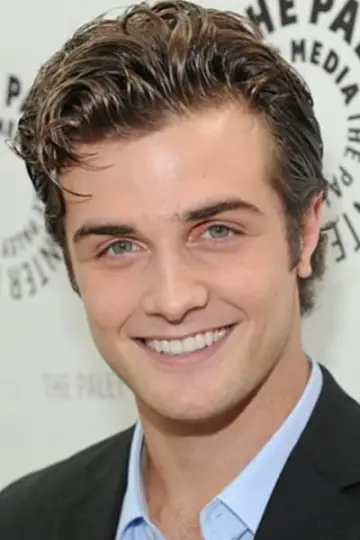 Photo Beau Mirchoff #57900
