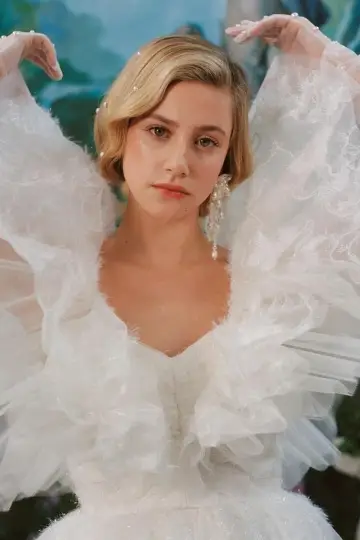 Photo Lili Reinhart #74100