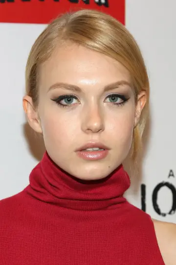 Photo Penelope Mitchell #6265