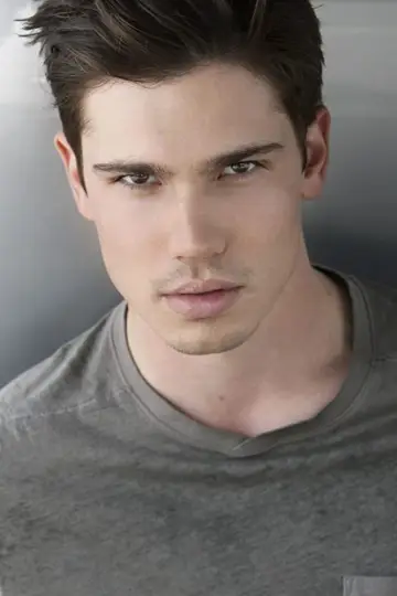 Photo Tanner Novlan #385944