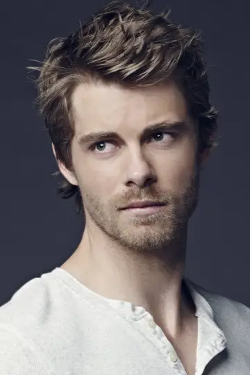 Photo Luke Mitchell #209993