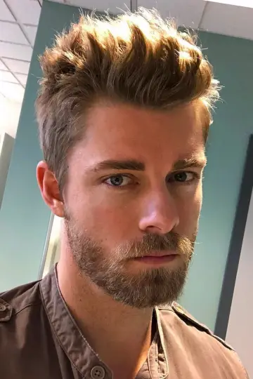 Photo Luke Mitchell #209998