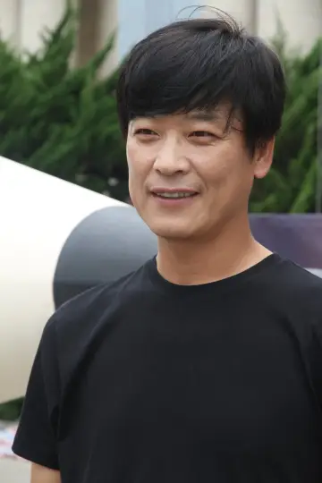 Photo Ahn Byeong-ki