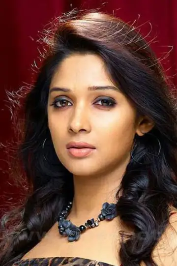 Photo Nyla Usha #377973