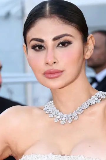 Photo Mouni Roy #401260