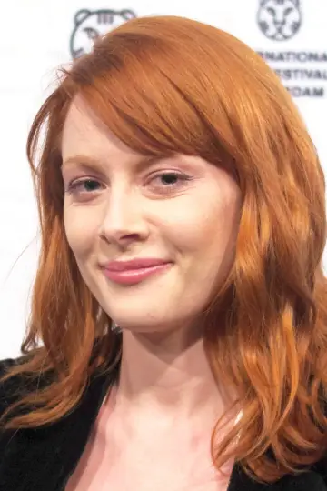 Photo Emily Beecham #15249