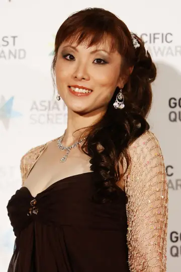 Photo Akie Namiki #265955