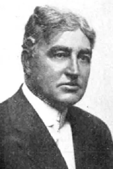Photo Edgar Lewis