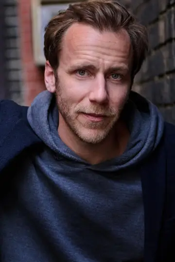 Photo Ian Kilburn