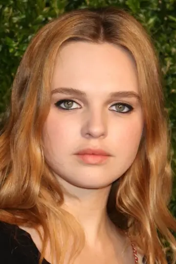 Photo Odessa Young #51116