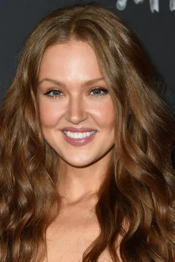 Photo Maggie Geha #24683