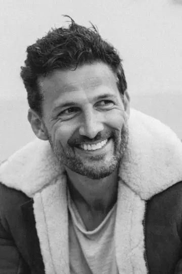 Photo Tim Robards