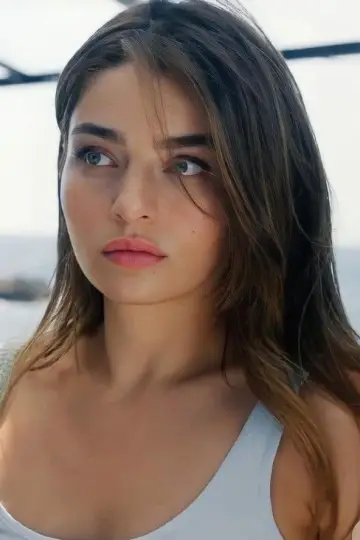 Photo Ayça Ayşin Turan #160154