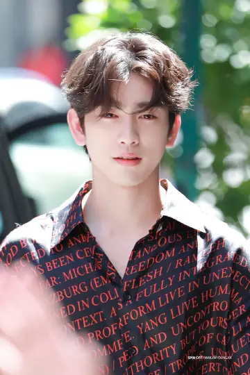 Photo Jinyoung #147573