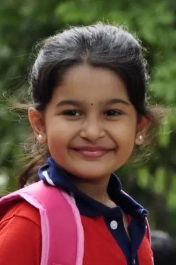 Photo Yuvina Parthavi #412081