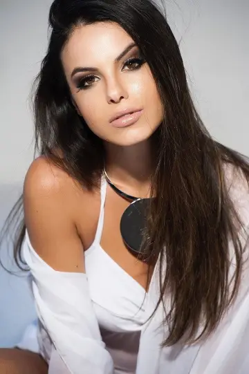 Photo Sthefany Brito #487412
