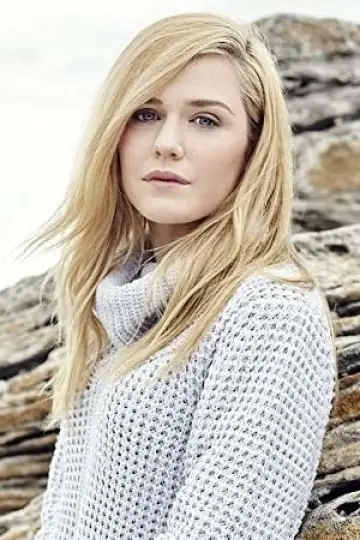 Photo Harriet Dyer #205621