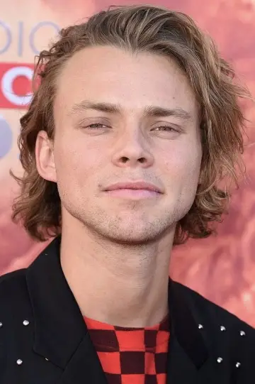 Photo Ashton Irwin #424406