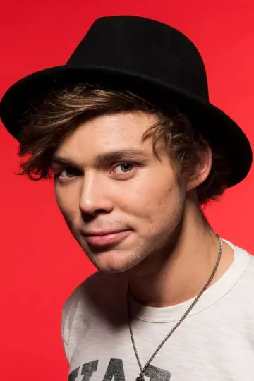 Photo Ashton Irwin #640727