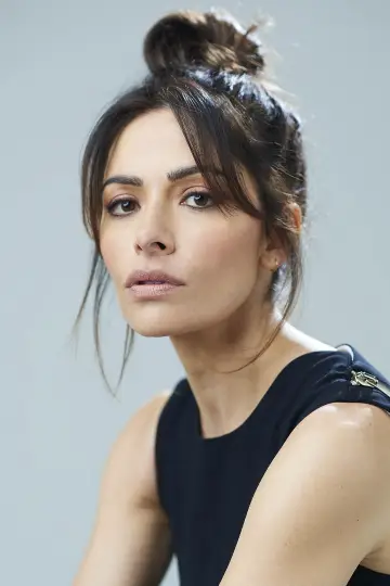Photo Sarah Shahi #10946