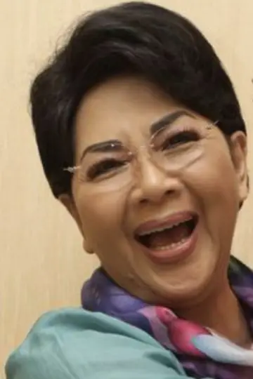 Photo Titiek Puspa #487253