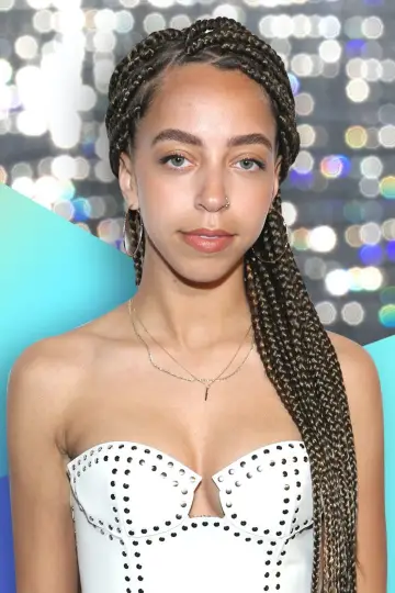 Photo Hayley Law #116122