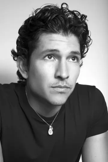 Photo Danny Ramirez #7501