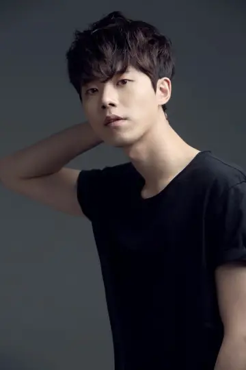 Photo Jeon Seong-woo #258345