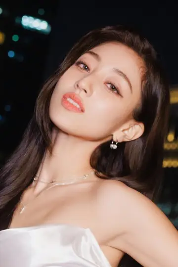 Photo JIHYO #253114