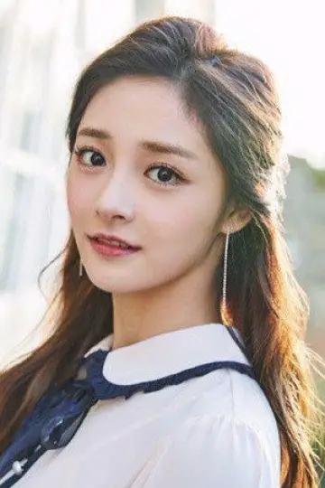 Photo Zhou Jieqiong #495814